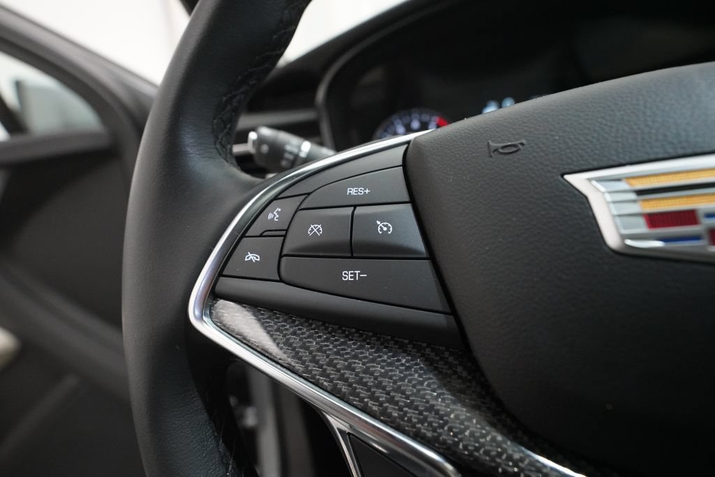 Used 2024 Cadillac XT5 Sportv AWD/4WD image 18