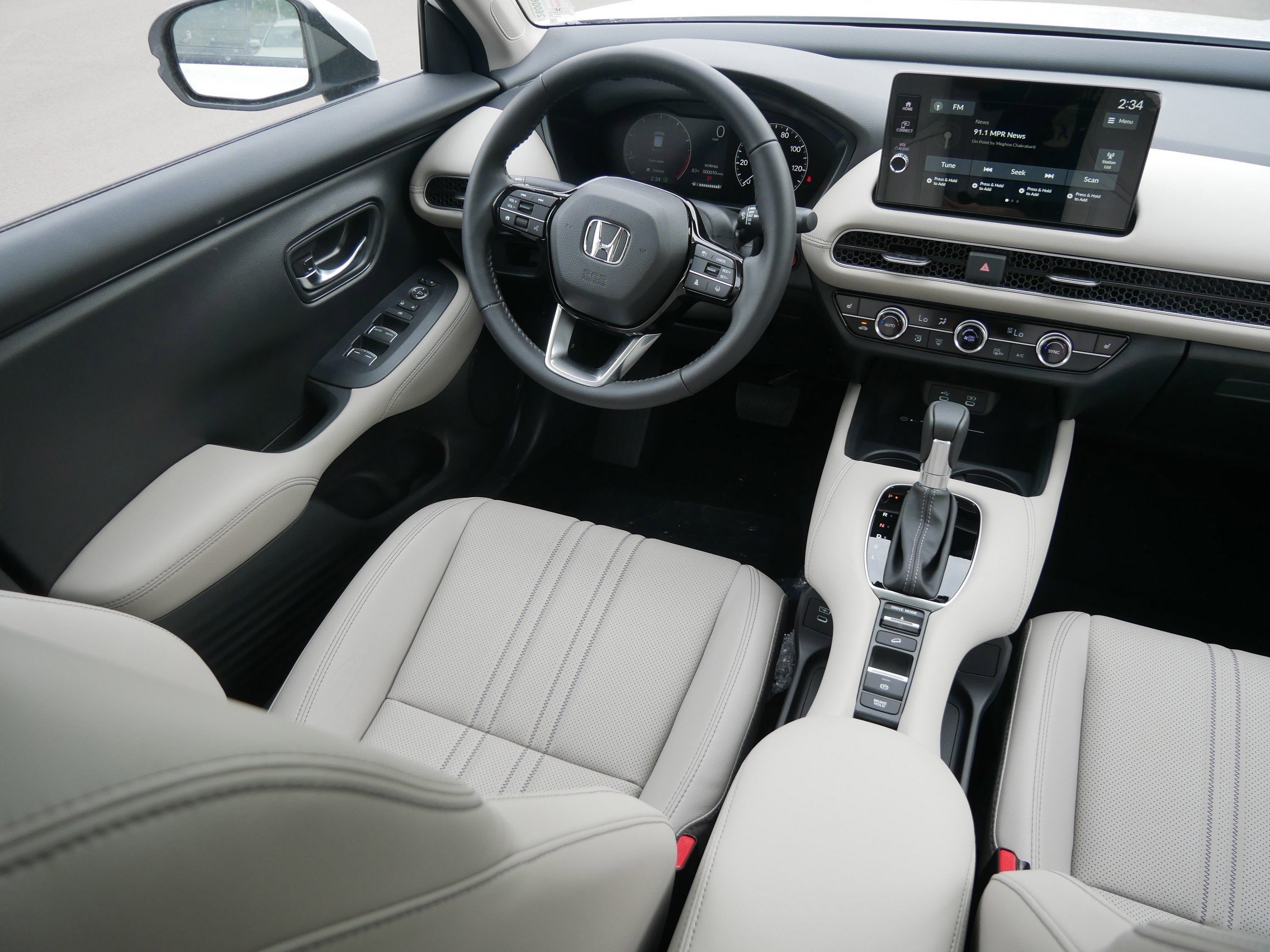 New 2026 Honda HR-V EX-L image 9