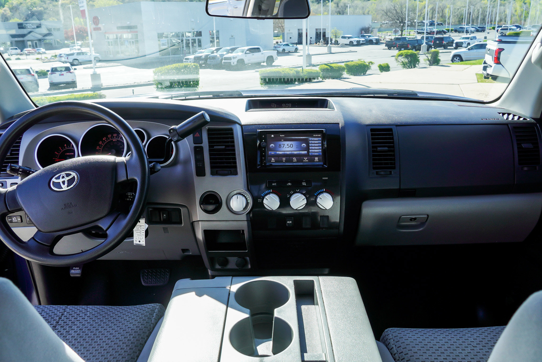 Used 2012 Toyota Tundra 2WD Double Cab w/ Tow Pkg image 31