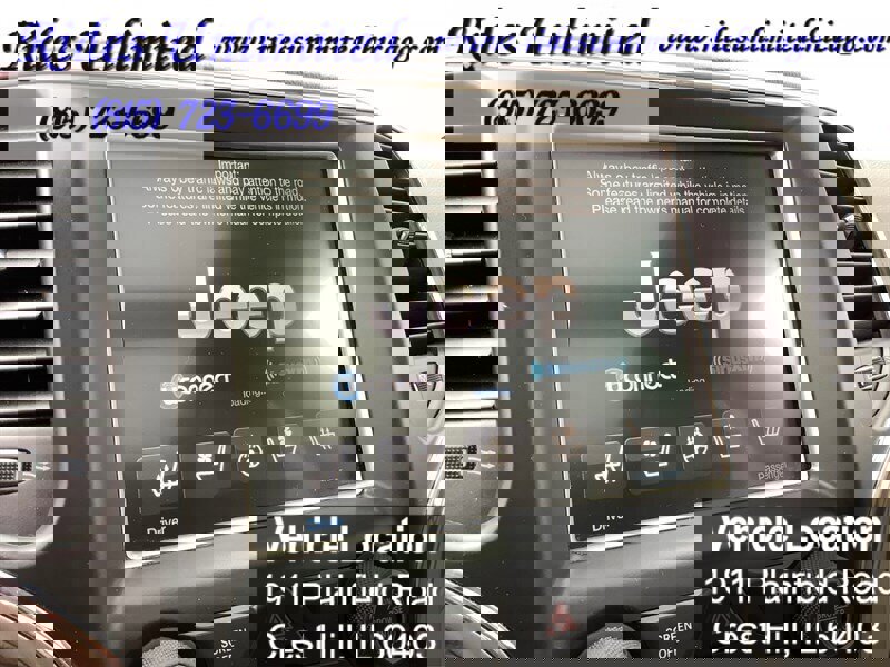 Used 2014 Jeep Grand Cherokee Overland image 16