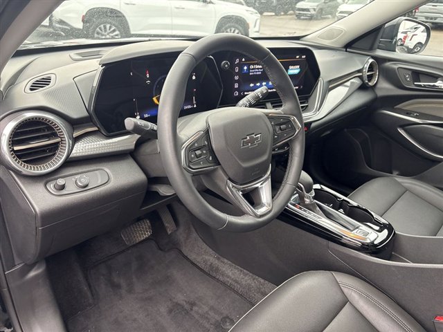 Certified 2024 Chevrolet Trax ACTIV w/ Sunroof Package image 10