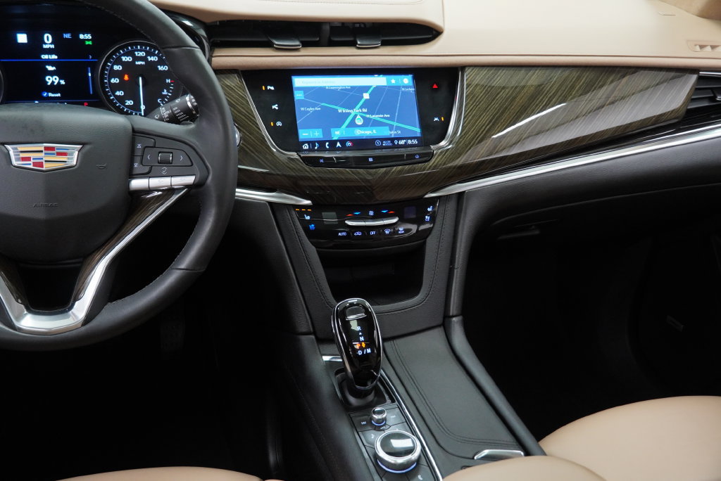 Used 2020 Cadillac XT6 Premium Luxury w/ Platinum Package FWD image 25
