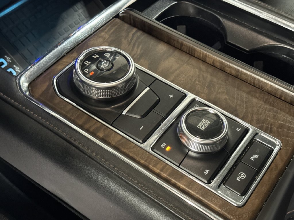 Used 2019 Ford Expedition Max Platinum AWD/4WD image 23