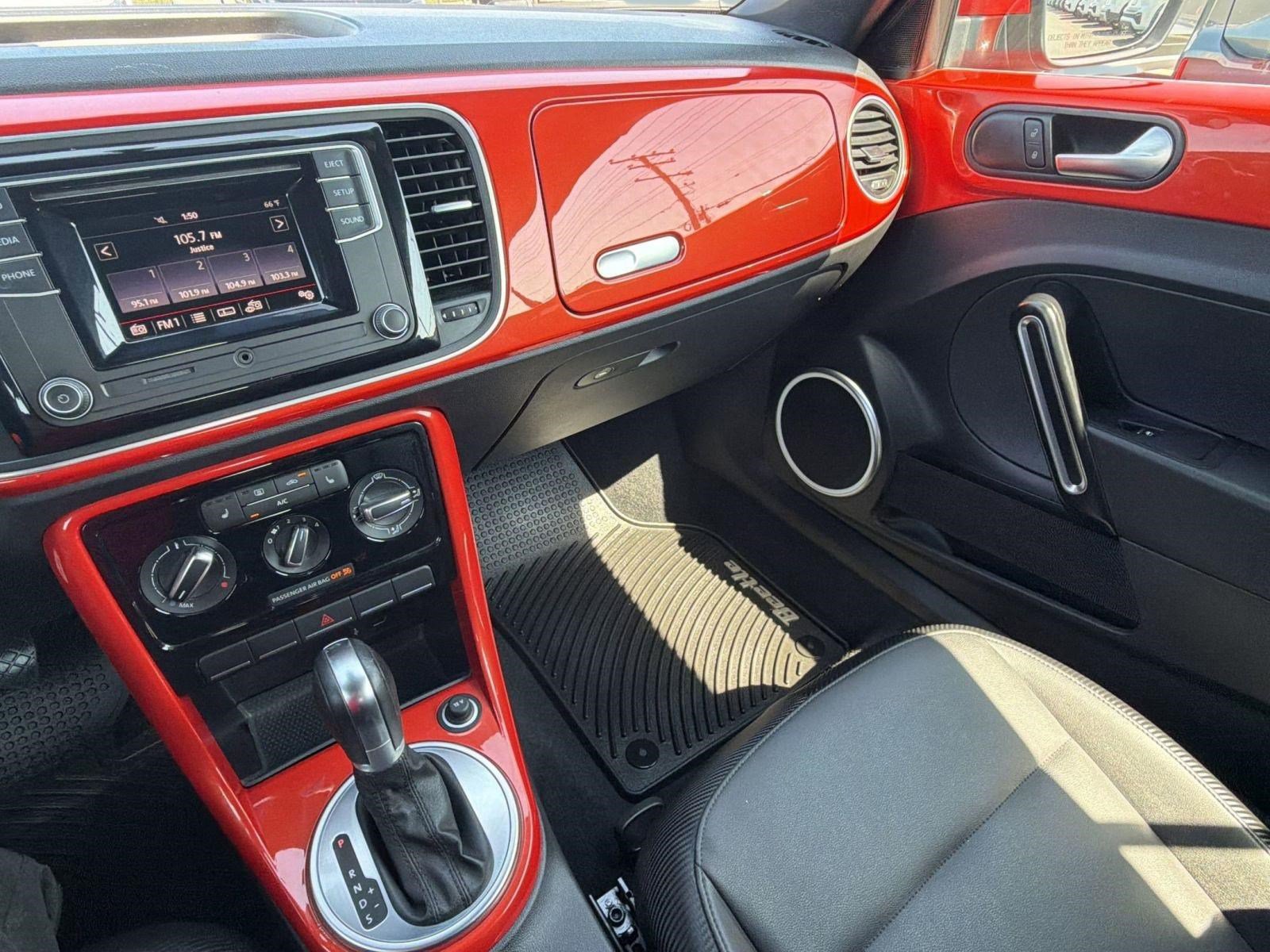 Used 2019 Volkswagen Beetle SE image 22