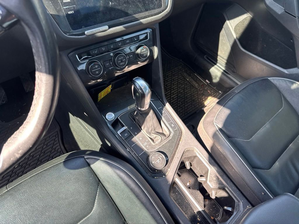 Used 2019 Volkswagen Tiguan SEL Premium w/ 3rd Row Seat Package AWD/4WD image 56