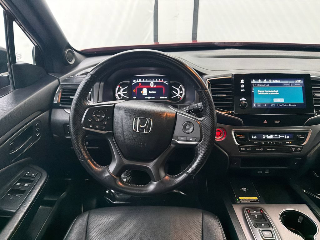 Certified 2025 Honda Passport EX-L image 26