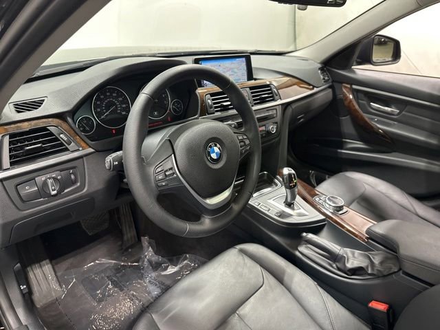 Used 2014 BMW 335i xDrive Sedan AWD/4WD image 12