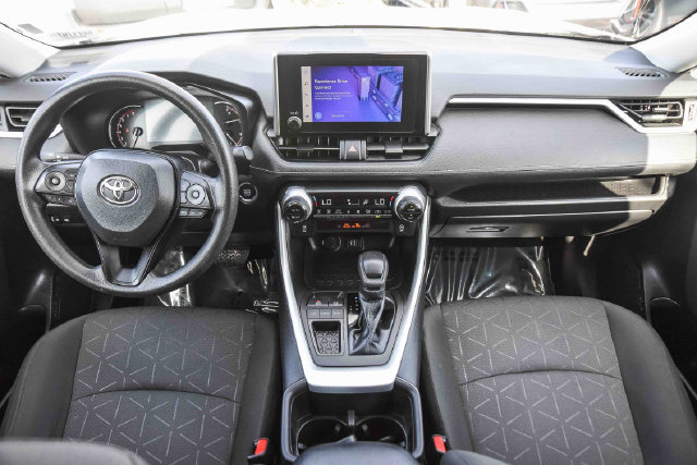Used 2023 Toyota RAV4 XLE FWD image 12