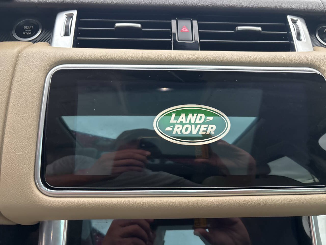 Used 2018 Land Rover Range Rover Sport SE AWD/4WD image 80