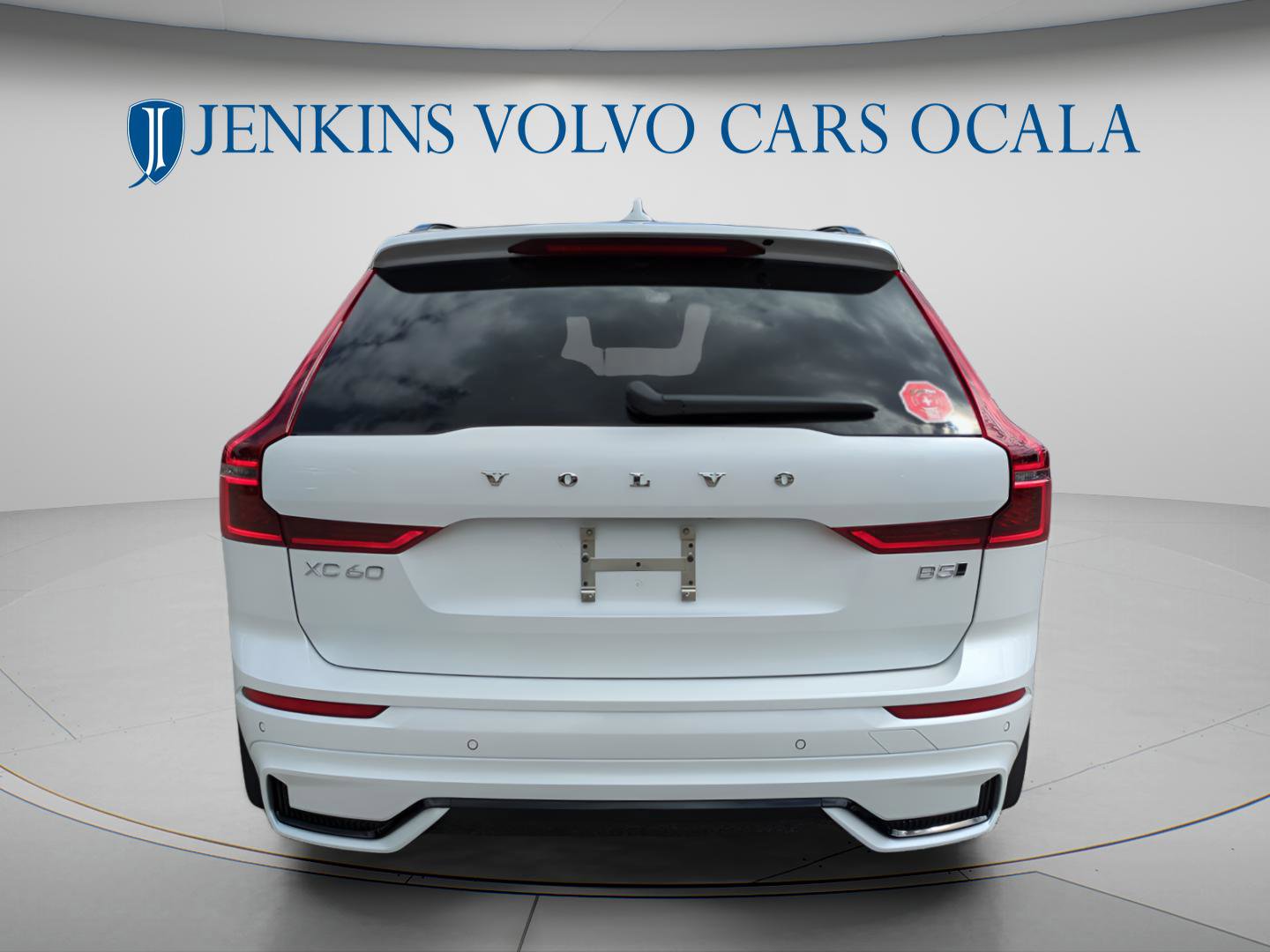 New 2026 Volvo XC60 B5 Core w/ Climate Package image 7