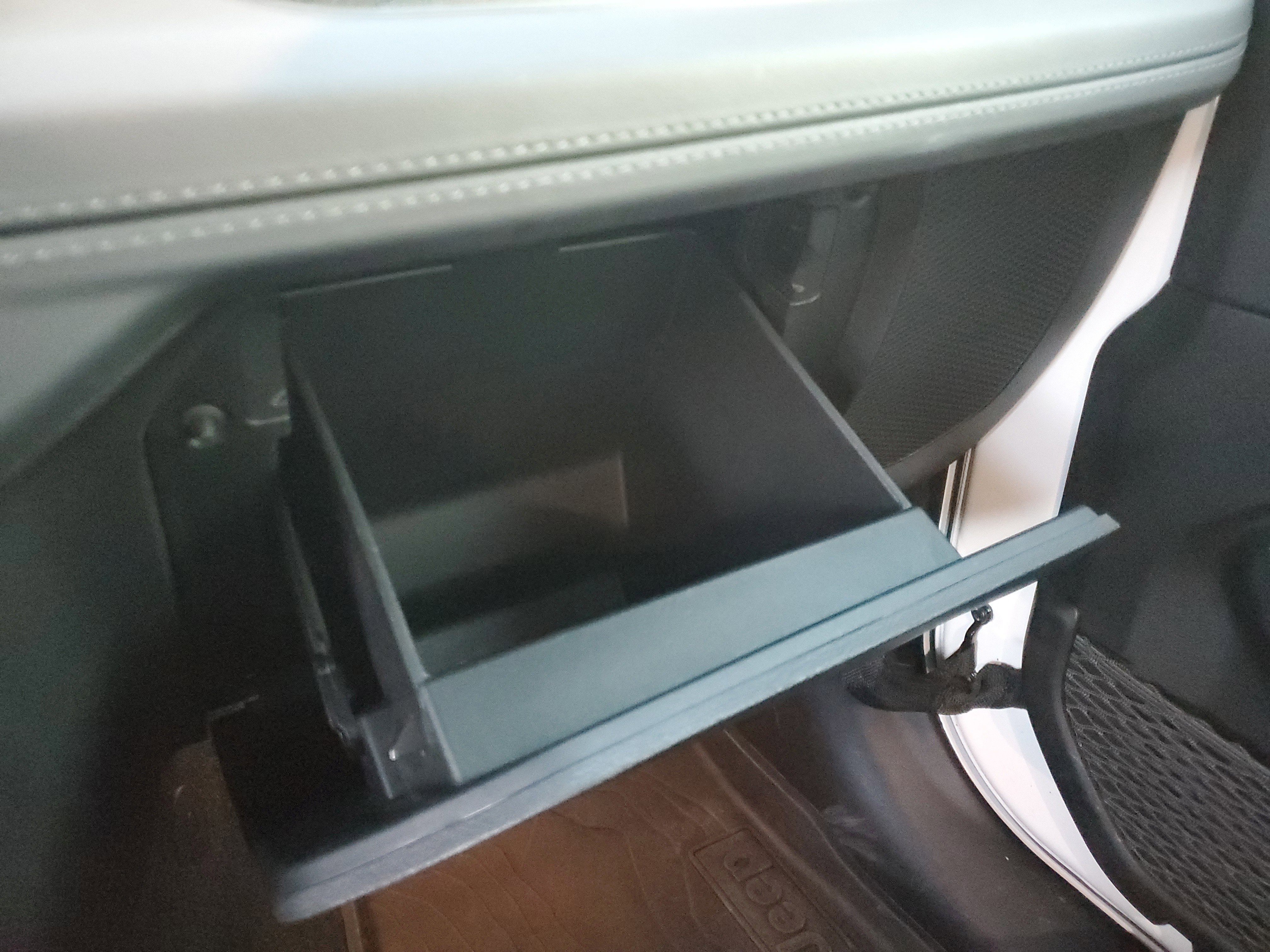 Used 2024 Jeep Wrangler Sahara image 28