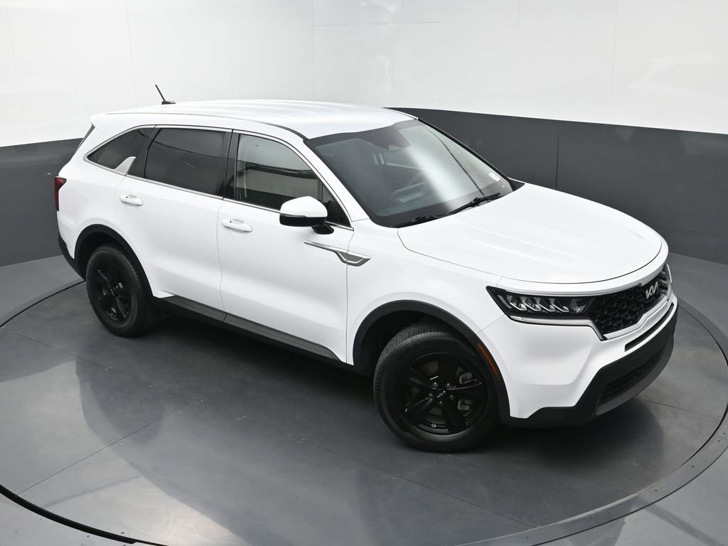 Used 2022 Kia Sorento LX image 30