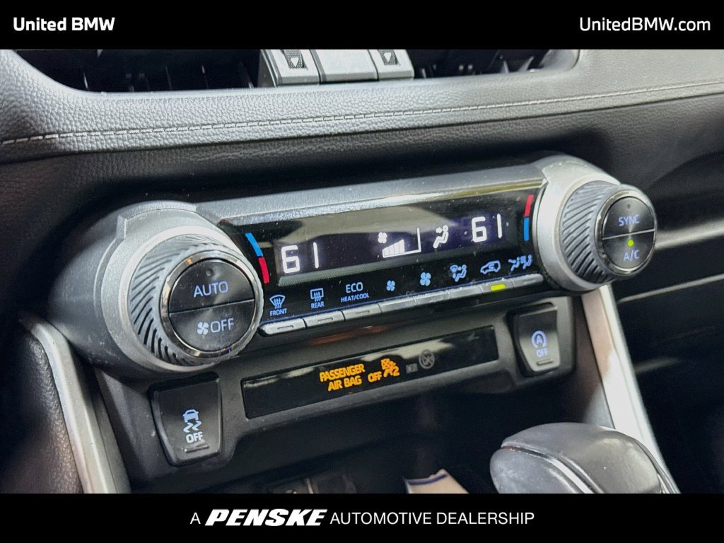 Used 2021 Toyota RAV4 XLE Premium FWD image 17