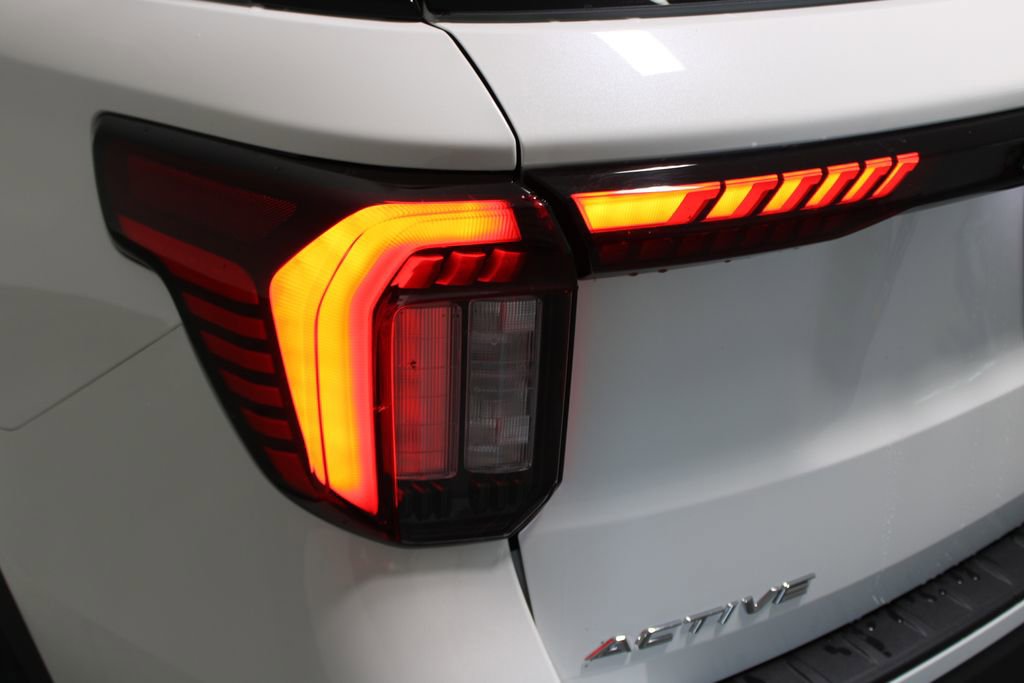 New 2026 Ford Explorer Active RWD image 54