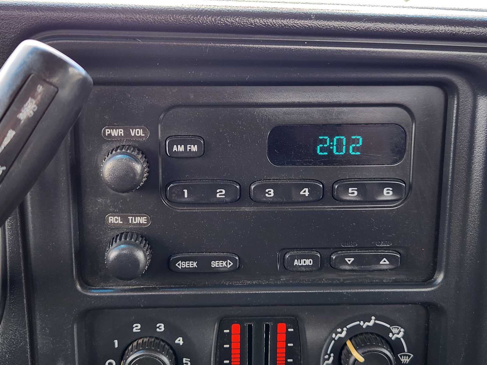 Used 2005 Chevrolet Silverado 3500 4x4 Regular Cab w/ Heavy-Duty Power Package image 21