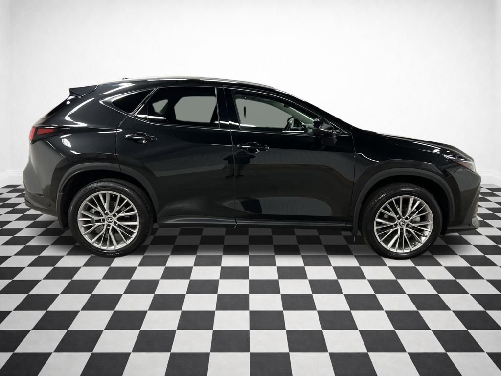 Used 2024 Lexus NX 350h AWD w/ Vision Package image 6
