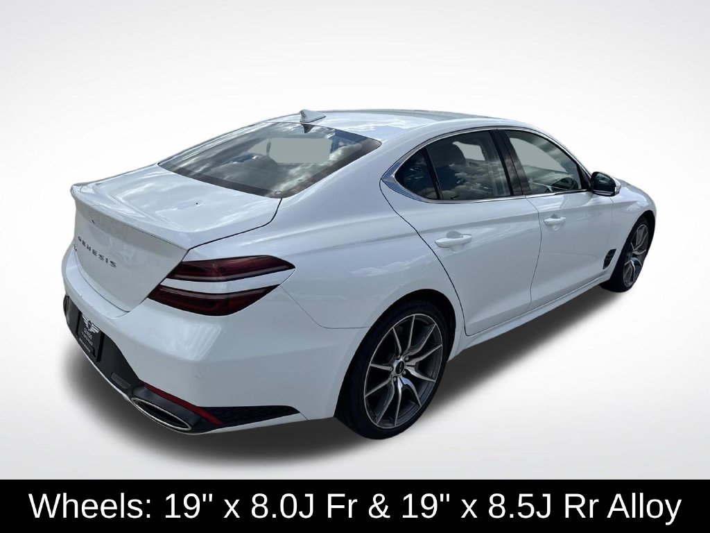 Used 2025 Genesis G70 2.5T RWD image 10