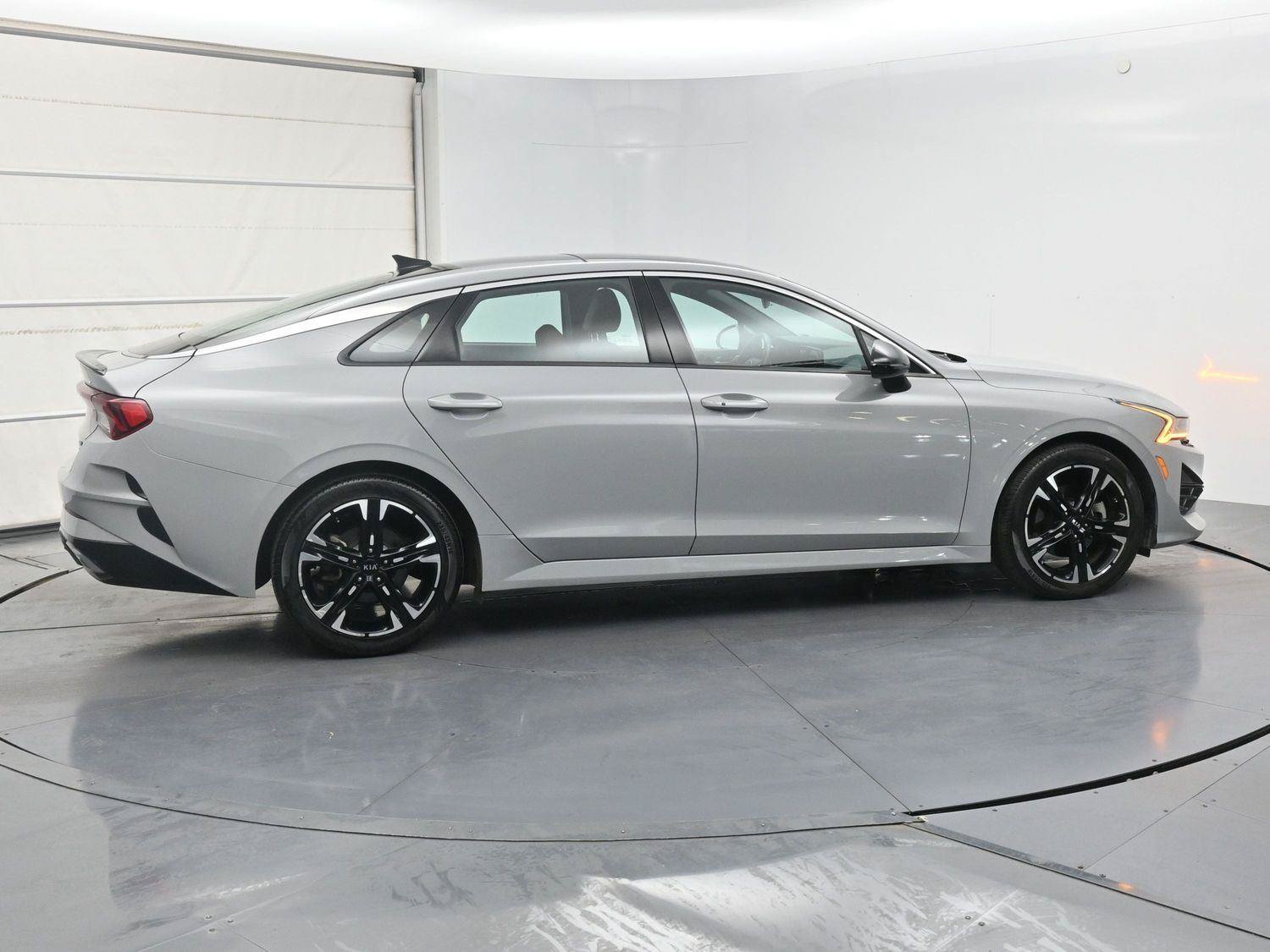 Used 2021 Kia K5 GT-Line AWD/4WD image 25