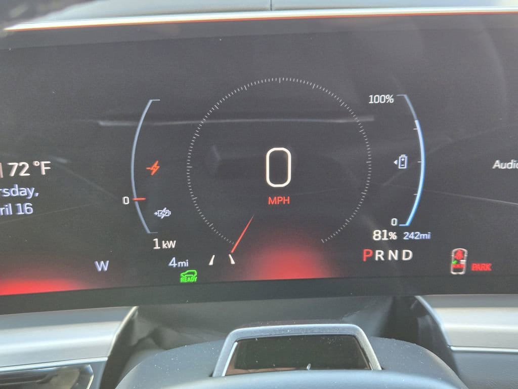 New 2026 Cadillac Lyriq V AWD/4WD image 9