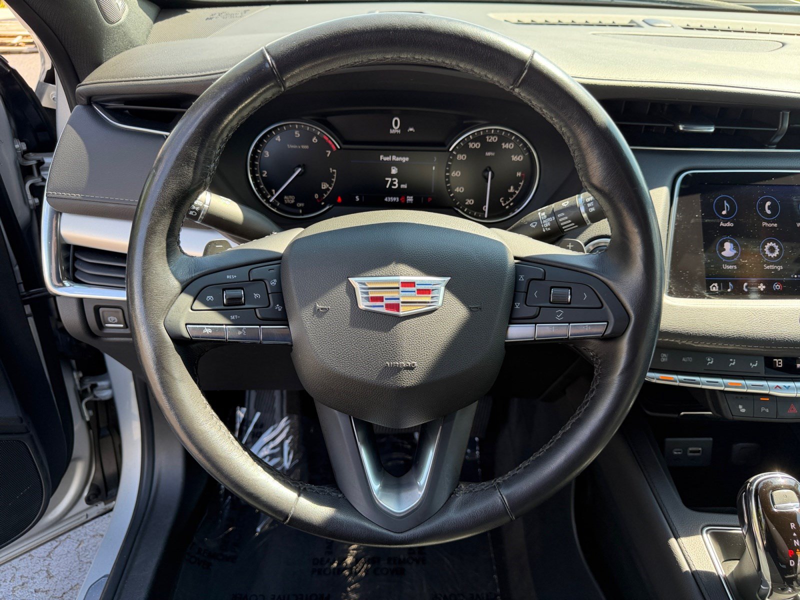 Used 2020 Cadillac XT4 Premium Luxury w/ Cold Weather Package AWD/4WD image 9