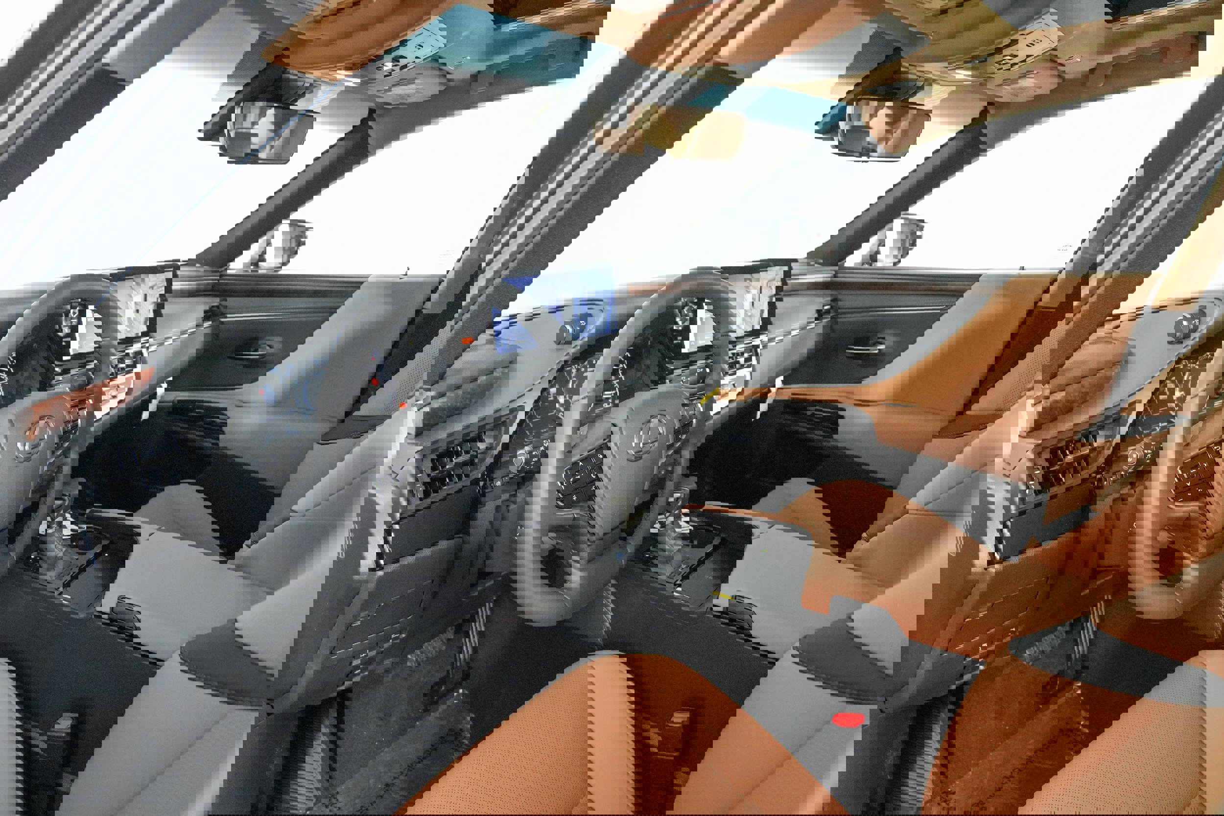 New 2025 Lexus ES 350 w/ Premium Package image 9