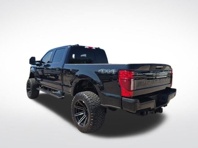 Used 2022 Ford F250 Lariat w/ Black Appearance Package image 5