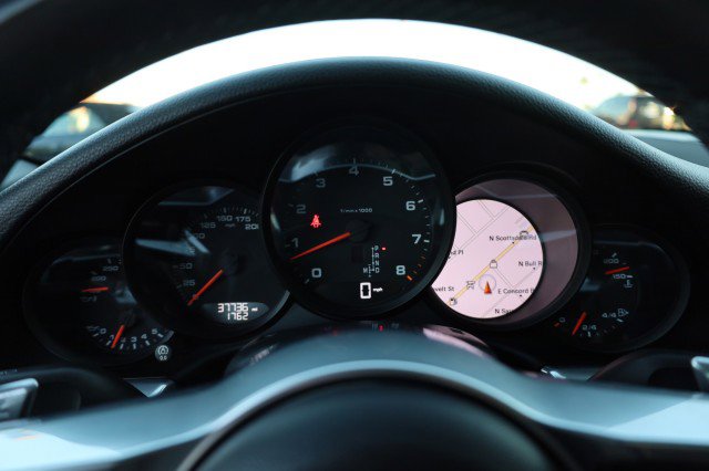 Used 2017 Porsche 911 Carrera image 28