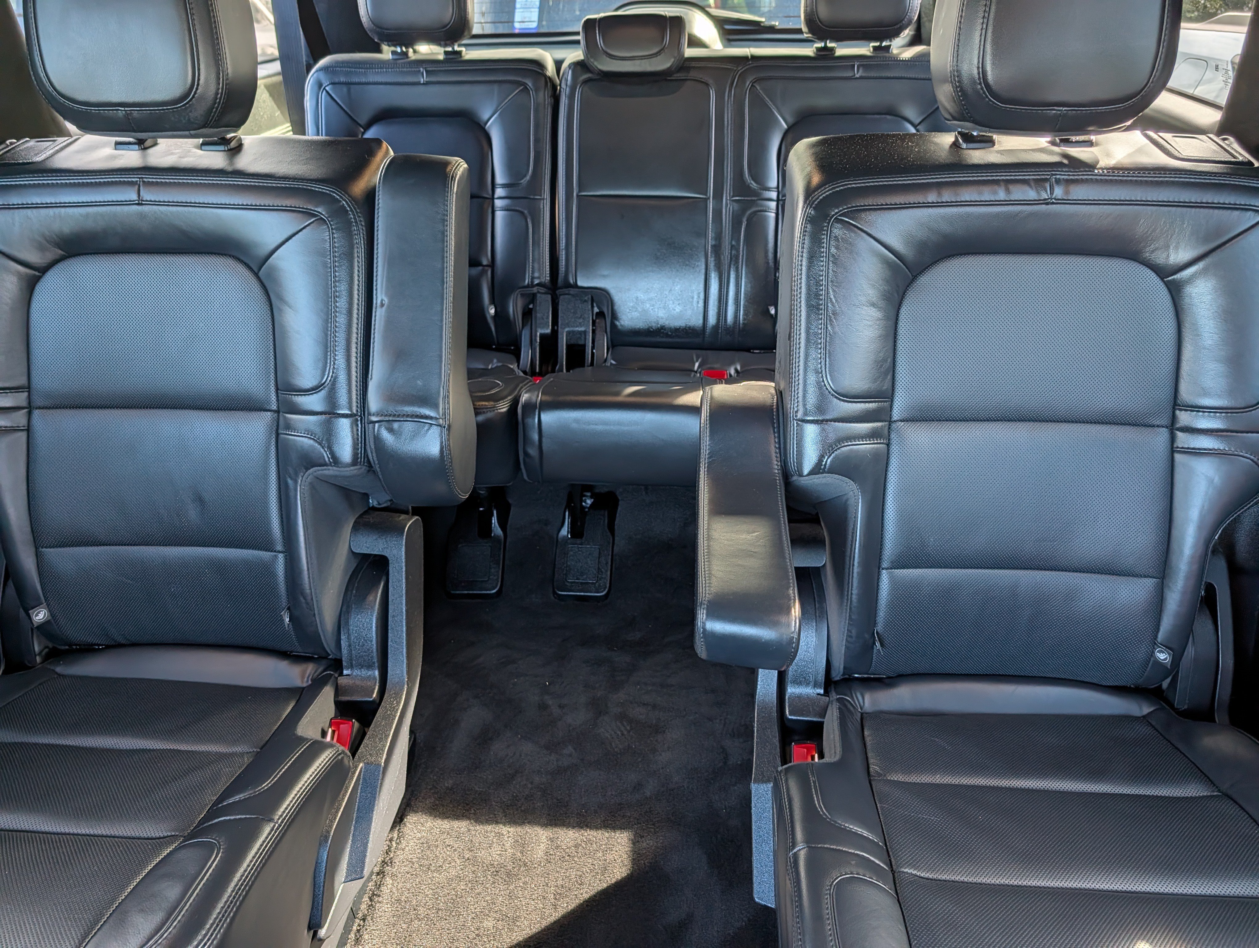 Used 2022 Lincoln Navigator L Reserve AWD/4WD image 13