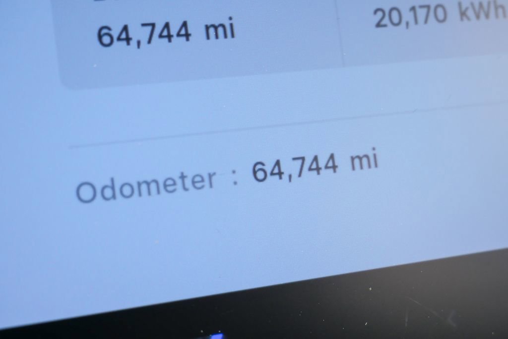 Used 2021 Tesla Model Y Performance image 29