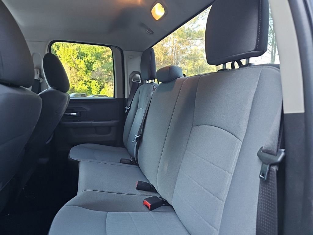 Used 2024 RAM 1500 Classic SLT AWD/4WD image 13