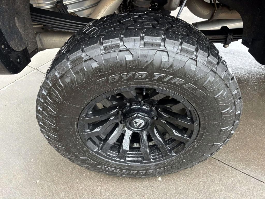 Used 2022 GMC Sierra 3500 AT4 image 10