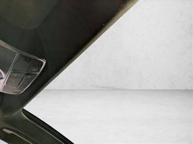 Used 2018 Mercedes-Benz S 560 Sedan image 14