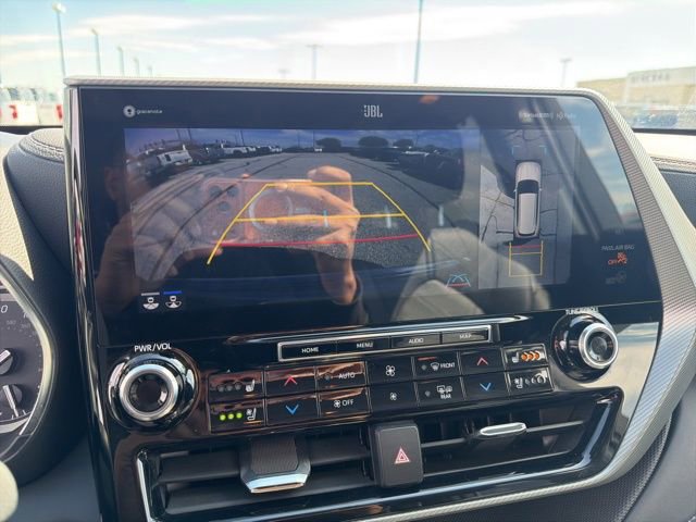 Used 2022 Toyota Highlander Platinum image 36