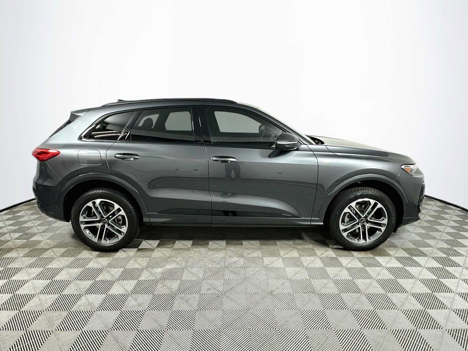New 2026 Audi Q5 2.0T AWD/4WD image 8