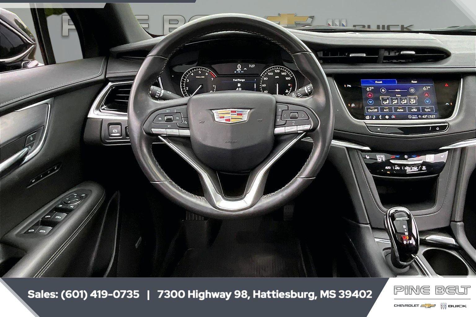 Used 2024 Cadillac XT6 Luxury FWD image 5