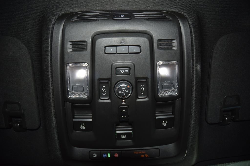 Used 2024 GMC Yukon XL Denali w/ Advanced Technology Package image 53