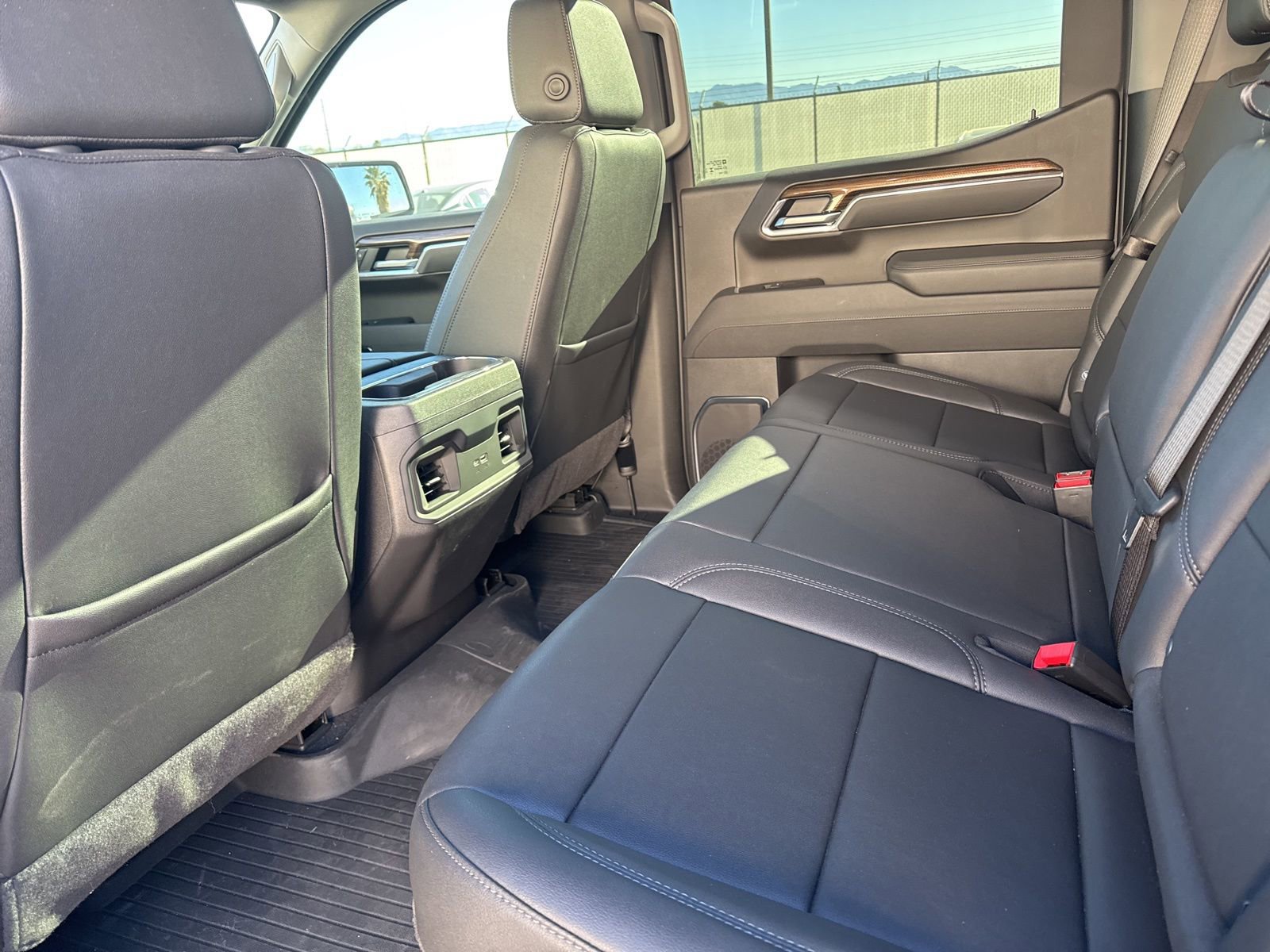 Used 2025 Chevrolet Silverado 1500 LT Trail Boss w/ LT Trail Boss Premium Package image 10