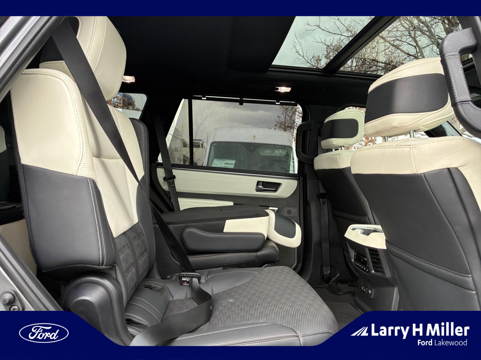 Used 2024 Toyota Sequoia Capstone image 18