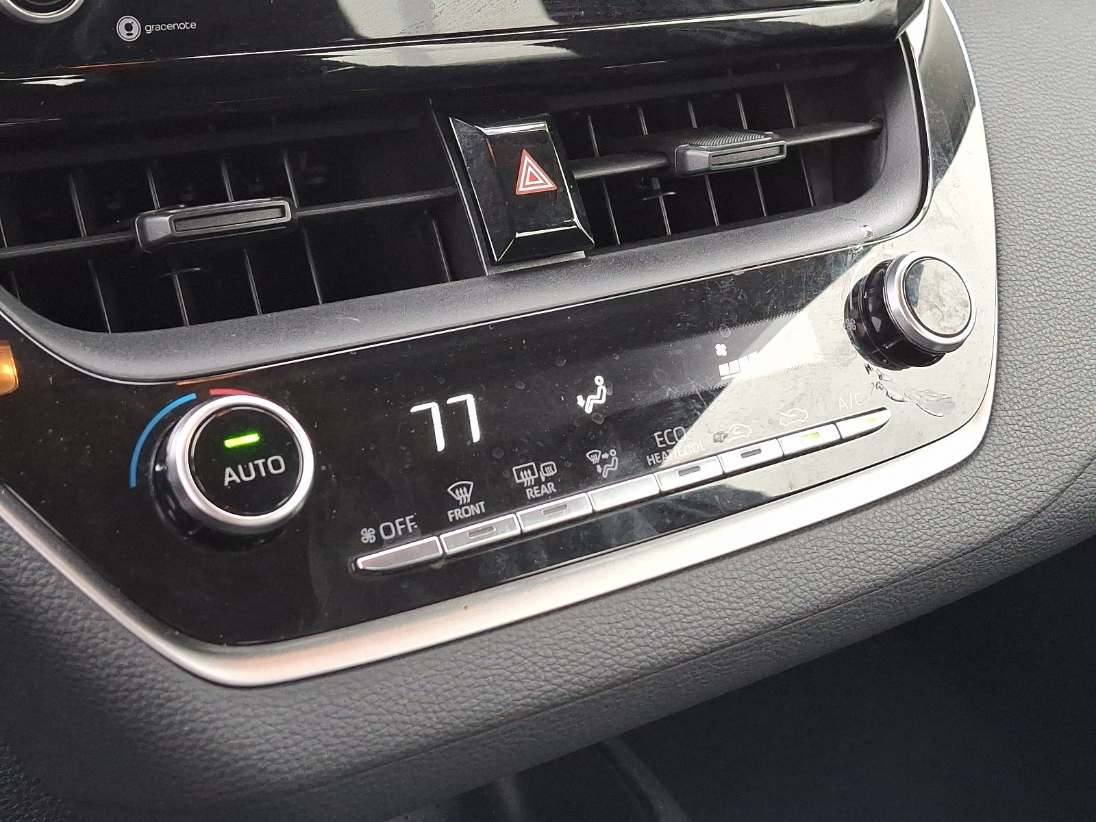 Certified 2022 Toyota Corolla LE w/ LE Convenience Package image 16