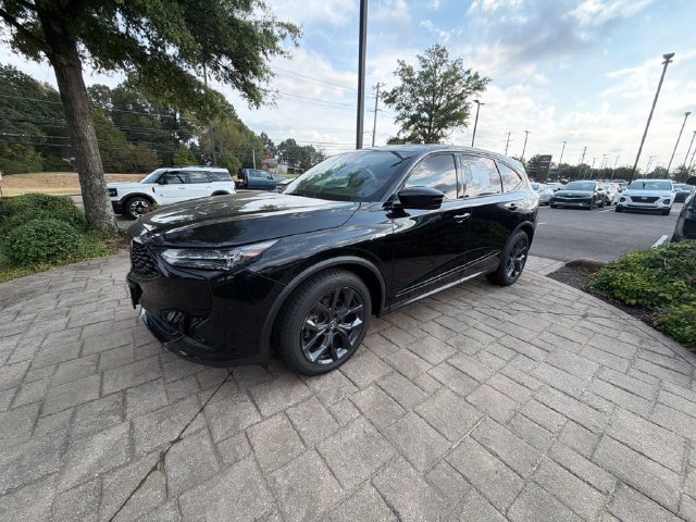 Used 2023 Acura MDX A-Spec AWD/4WD image 2