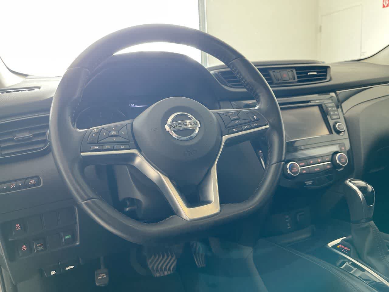 Used 2018 Nissan Rogue Sport SL AWD/4WD image 14
