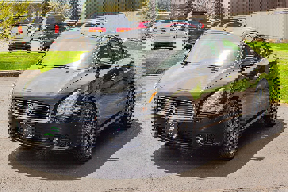 Used 2014 Nissan Maxima 3.5 SV w/ Sport Package image 3