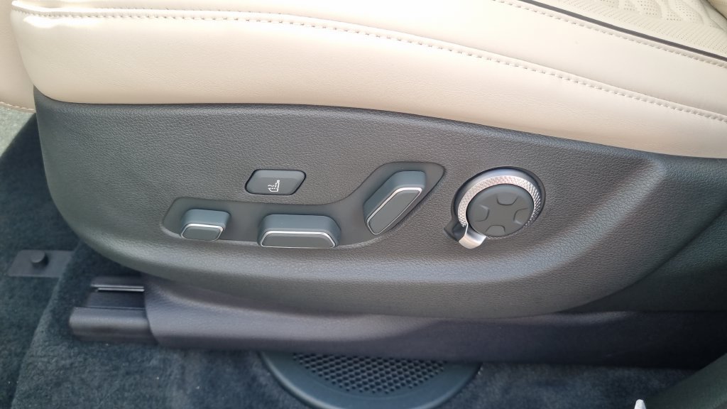 New 2027 Genesis GV80 3.5T e-SC AWD/4WD image 16