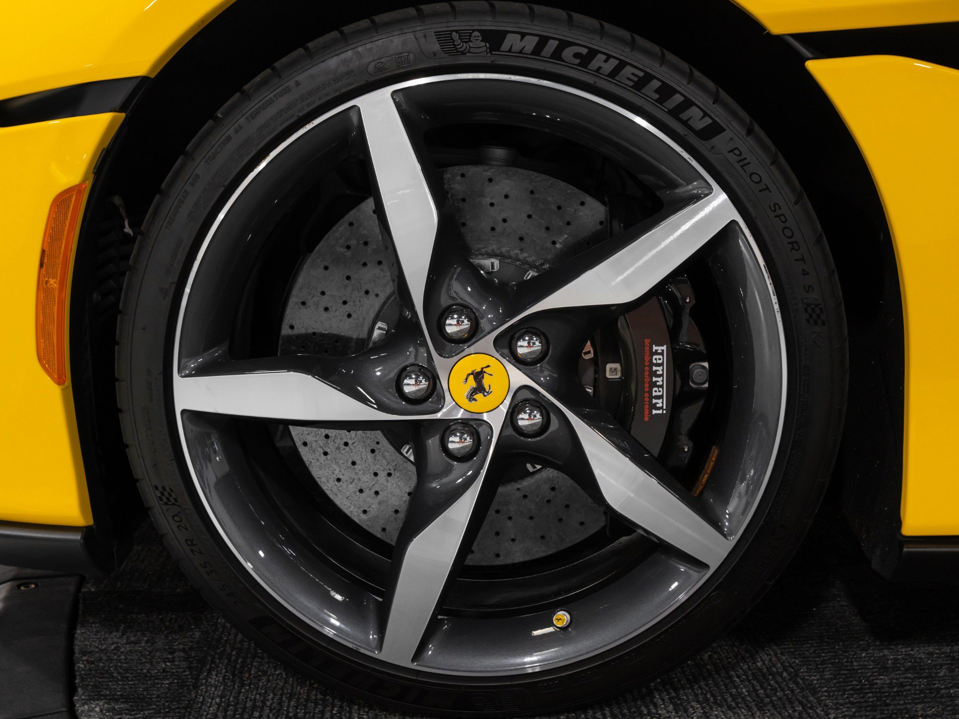 Used 2023 Ferrari Portofino M RWD image 36