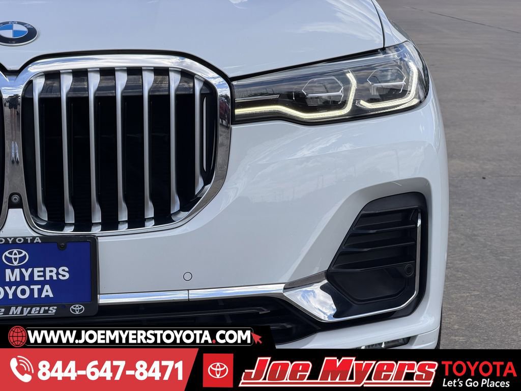 Used 2020 BMW X7 xDrive40i w/ Cold Weather Package image 4