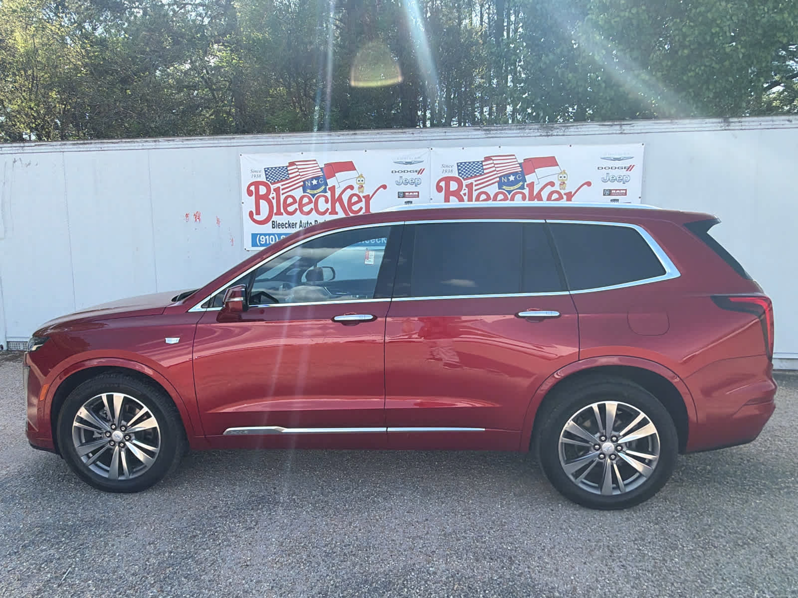 Used 2021 Cadillac XT6 Premium Luxury AWD/4WD image 6