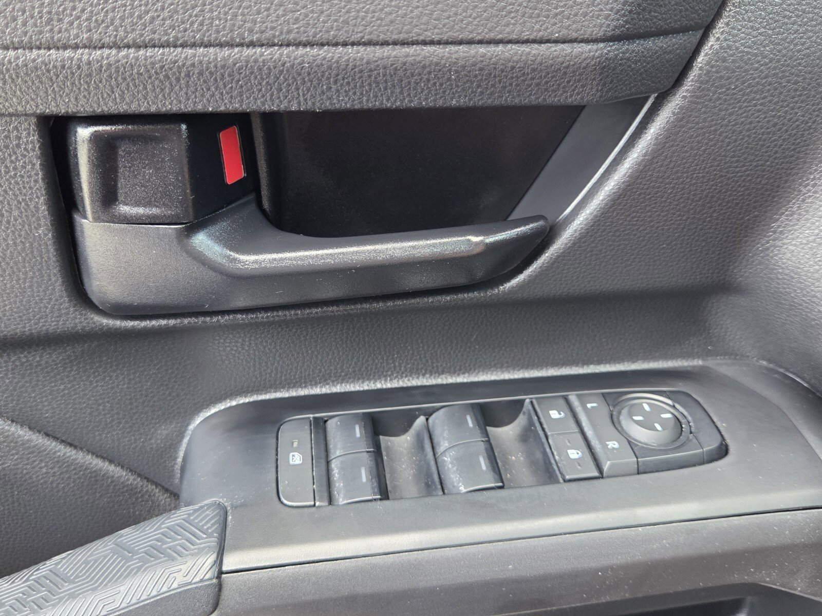 Certified 2025 Toyota Tacoma SR5 w/ SR5 Upgrade Package image 13