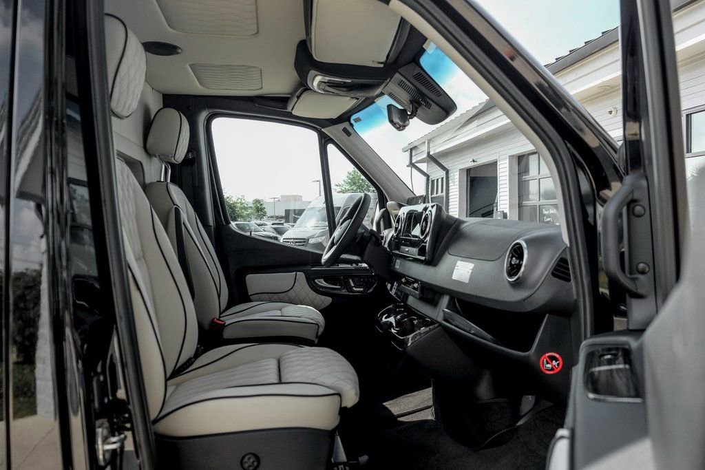 New 2024 Mercedes-Benz Sprinter 3500 image 27
