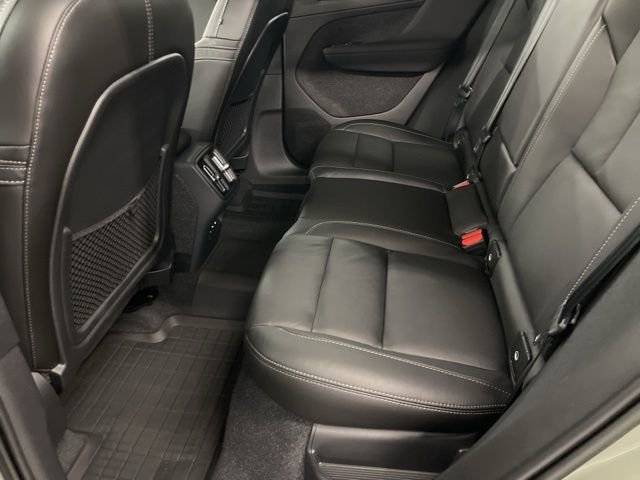 Used 2023 Volvo XC40 B5 Plus w/ Driver Assist Package image 17