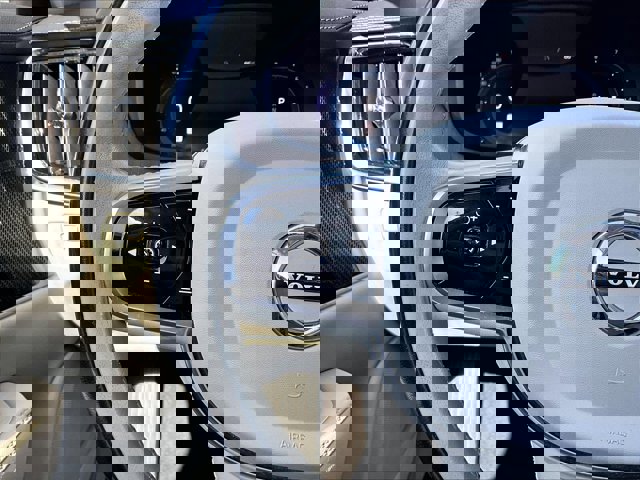 Used 2022 Volvo S90 B6 Inscription w/ Advanced Package AWD/4WD image 18